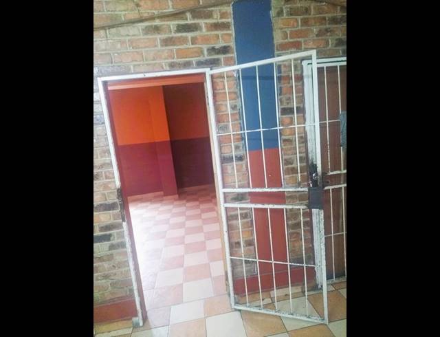 BUSINESS FOR SALE IN BENONI CENTRAL